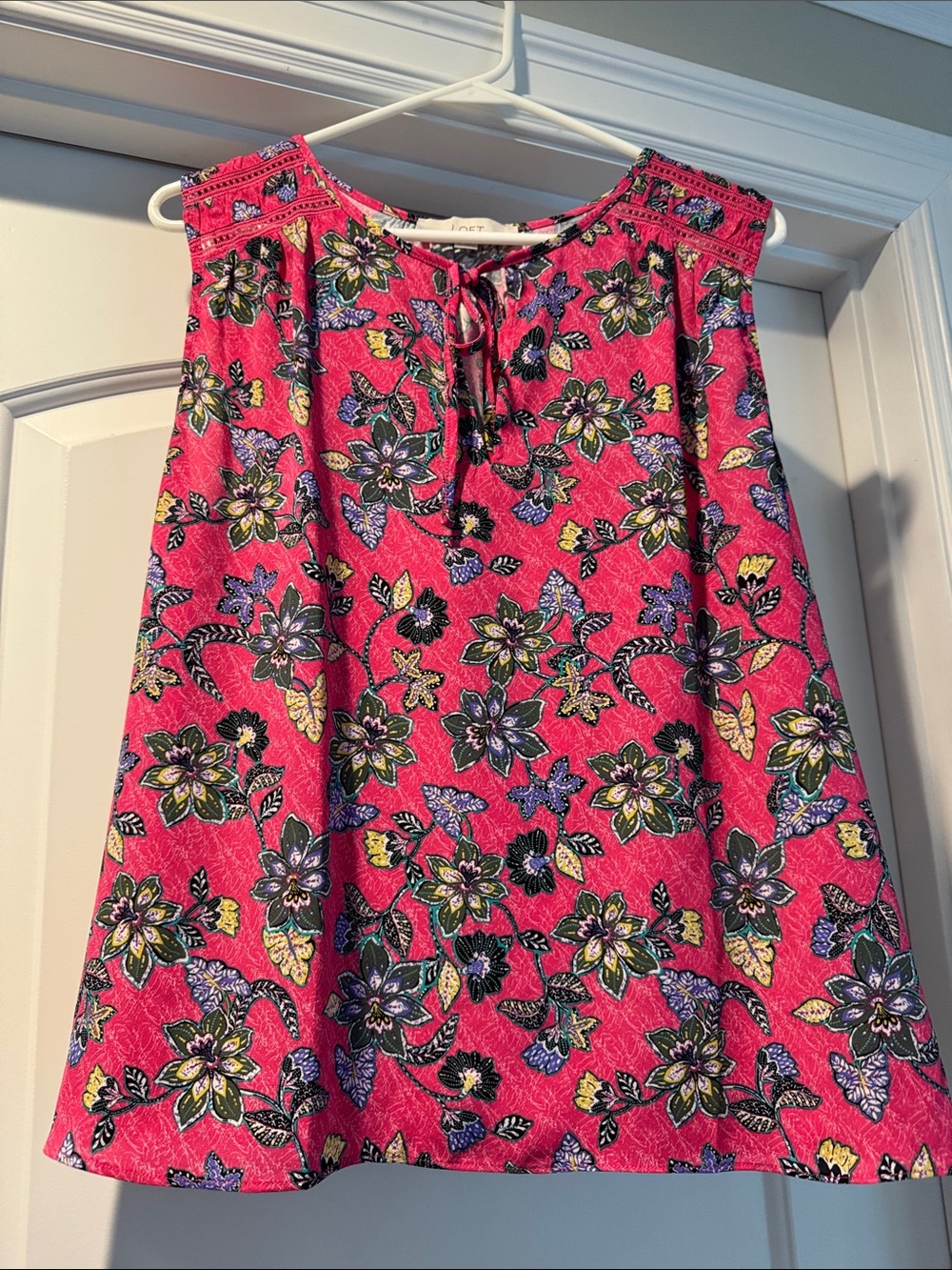 LOFT Pink Floral Tie-Neck Sleeveless Camisole